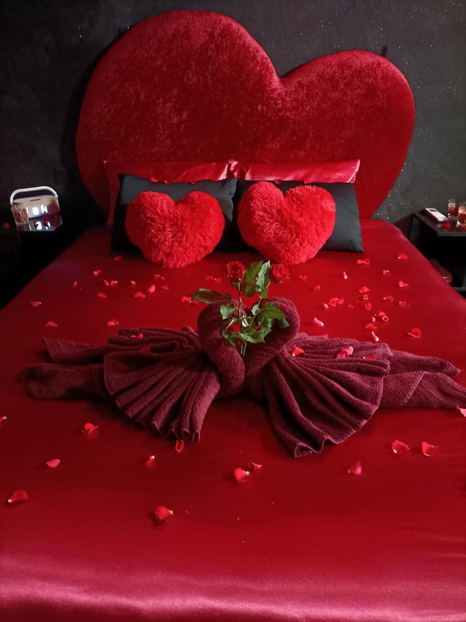 L'Instant Romance Le Romantique Castelnaudary Extérieur photo